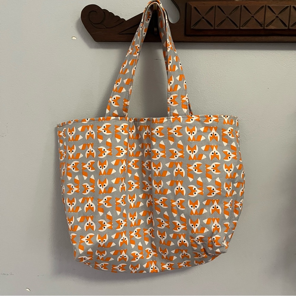 Chic Fox Patterned Tote Bag - image 2